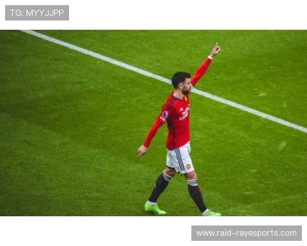 足球球星罚点球的技巧与心态解析：不同风格的挑战与应对策略